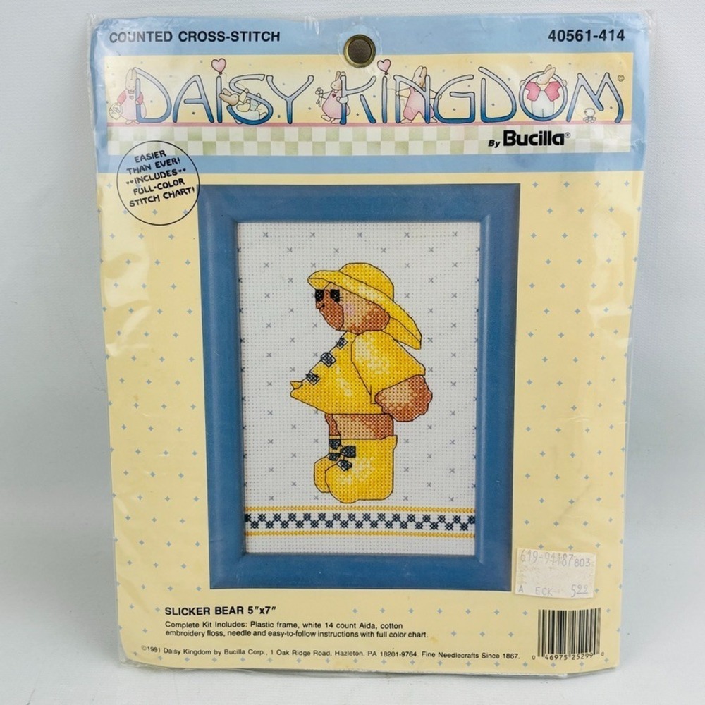 Bucilla Daisy Kingdom Slicker Bear Counted Cross Stitch Kit 40561-414 Frame